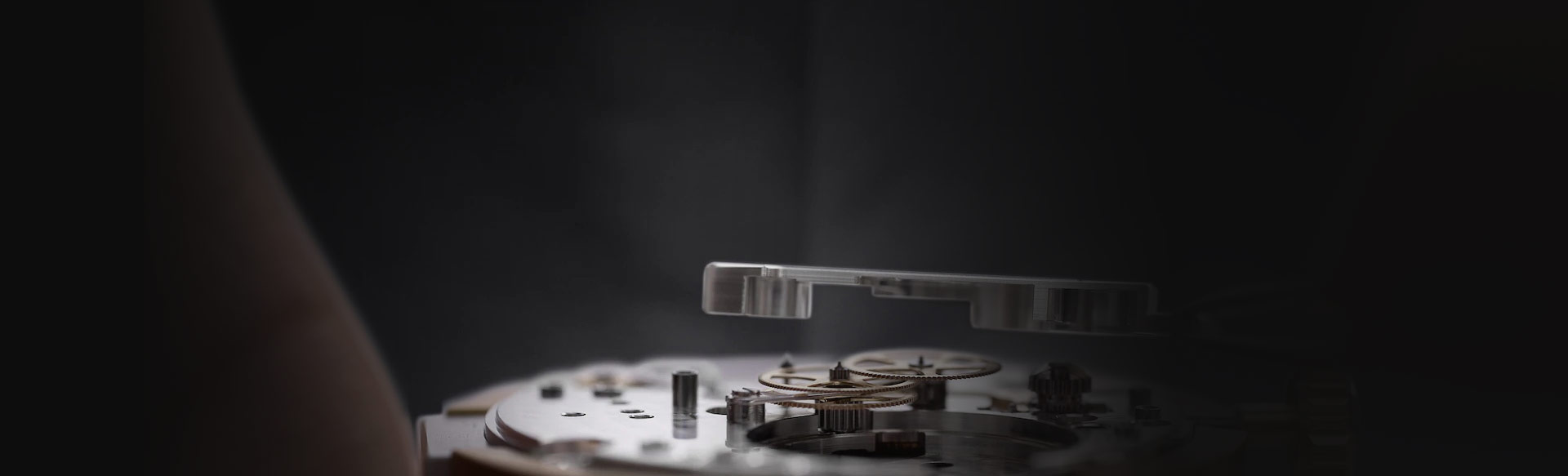 手表指定授权维修